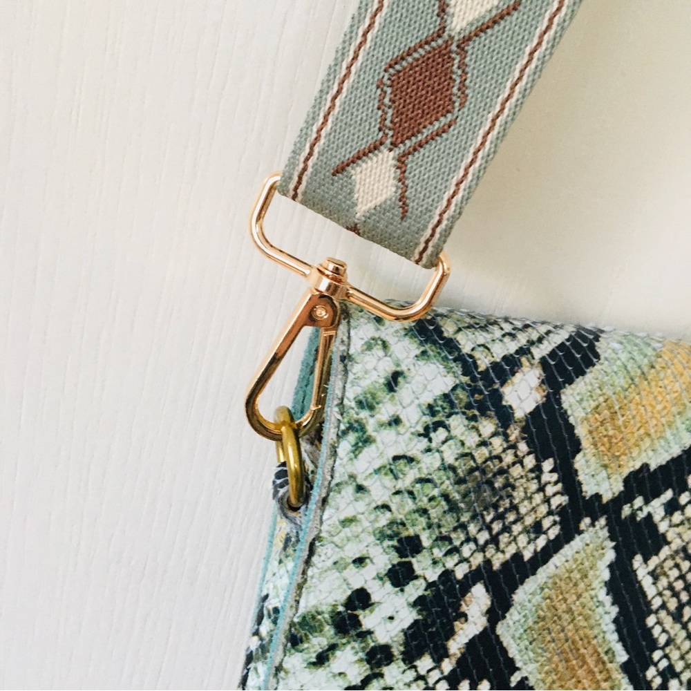 $148 Madewell Flap Convertible Snake Embossed Leather Crossbody/Shoulder Bag - Picture 11 of 12